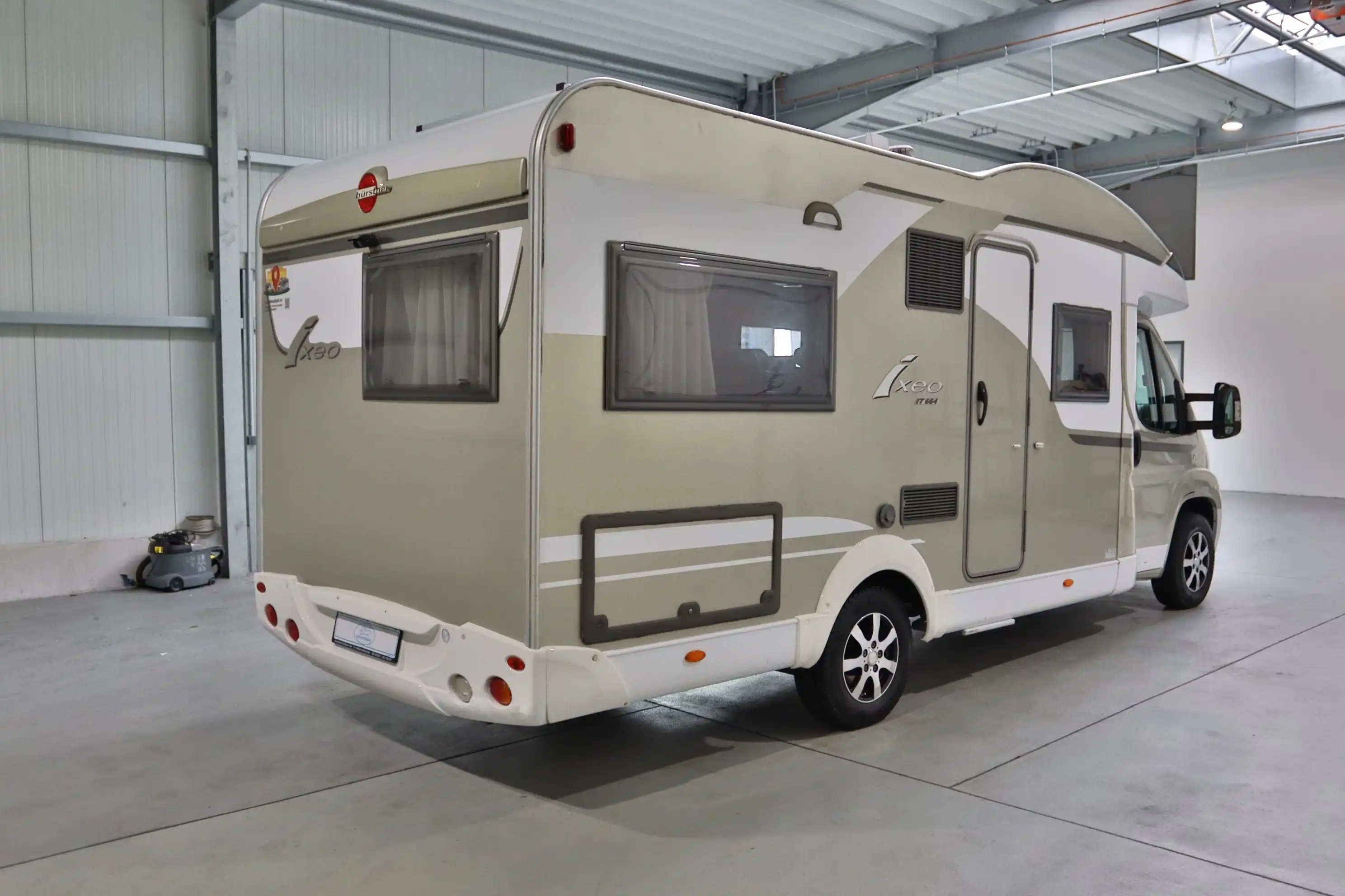 BUERSTNER  IXEO IT 664